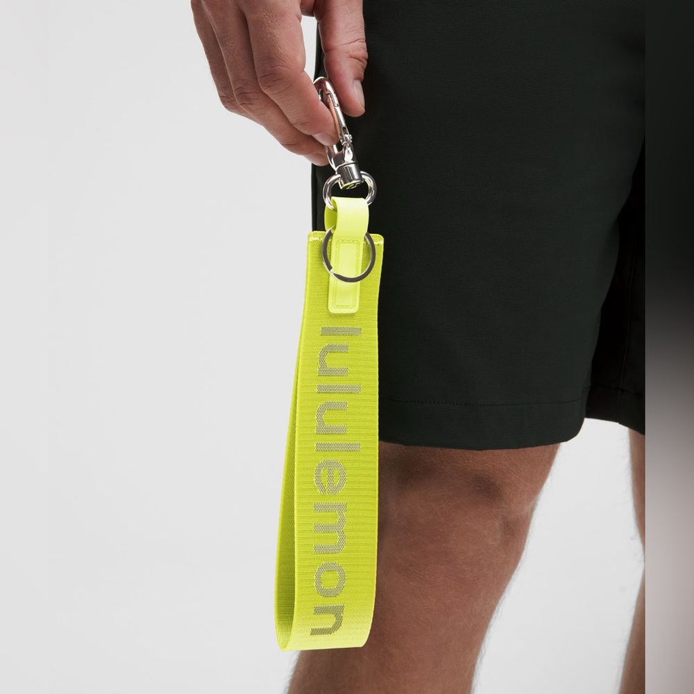 NWT Lululemon Never Lost Keychain